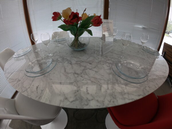 Table Tulipe 199 x 121